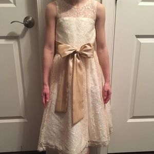 Girls flower girl dress